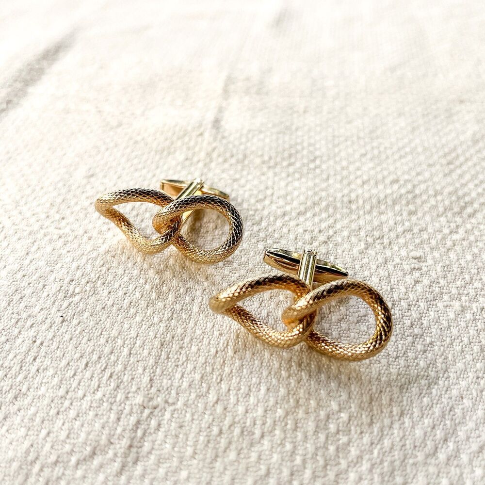 Vintage 1972 Sarah Coventry Chain Link Cufflinks - Gold Tone - Men's Formalwear
